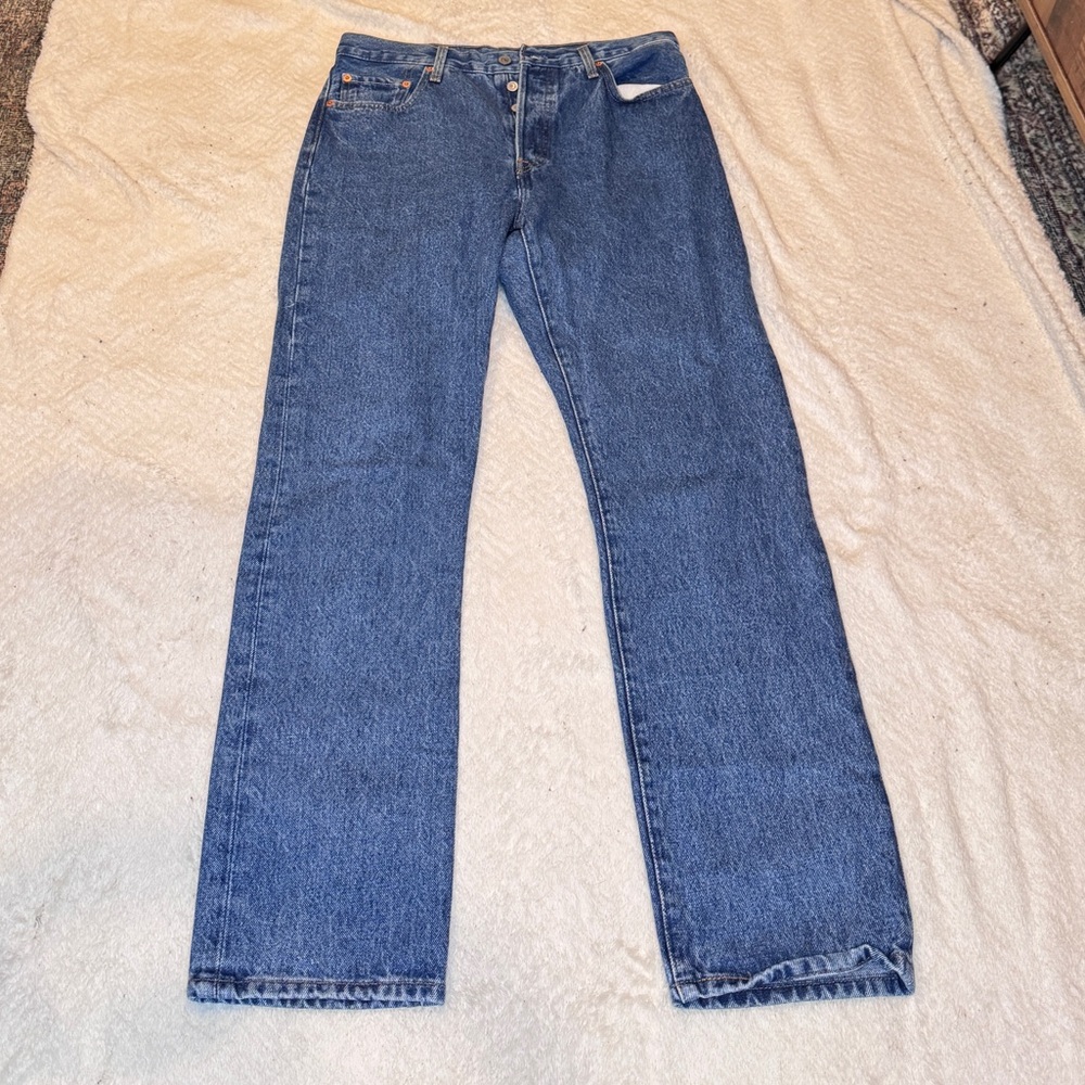 Levi's Blue Straight Leg Jeans Classic Style